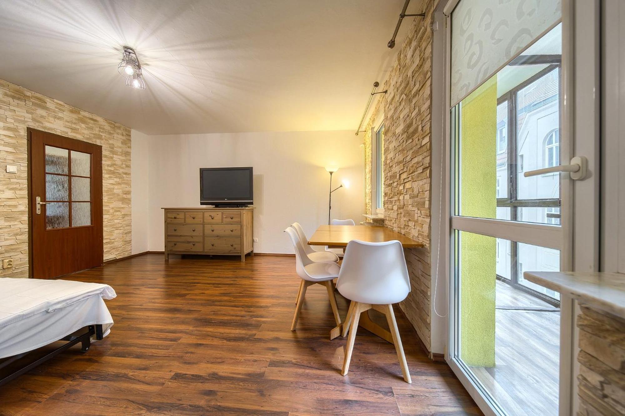 Apartment Wyspa Slodowa For 8 People Wroclaw